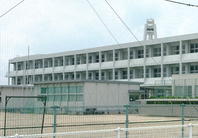 小城市立小城中学校